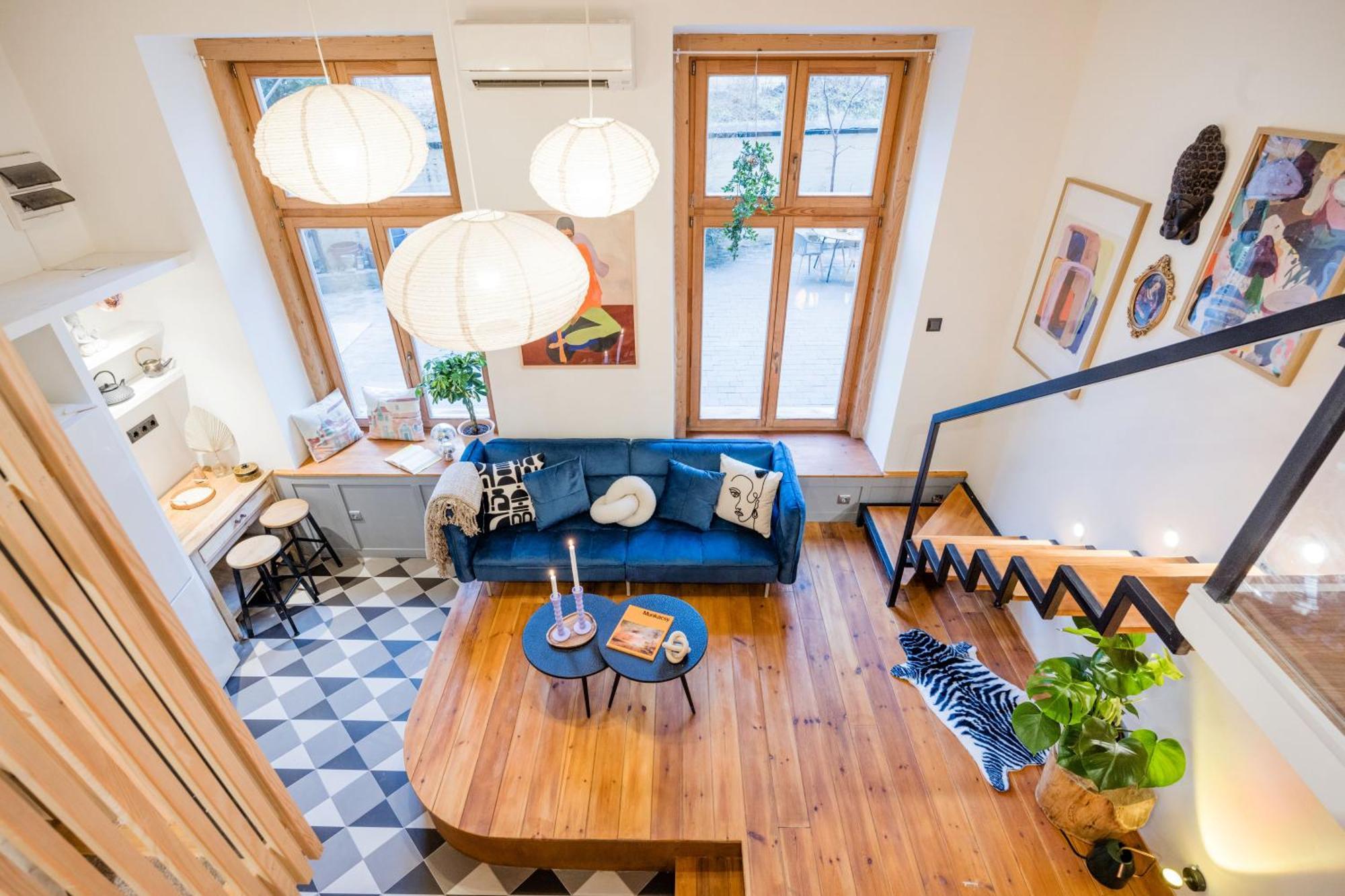 Apartment Spacious 5br Retreat For 16 By Dohany Synagogue & Fashion St