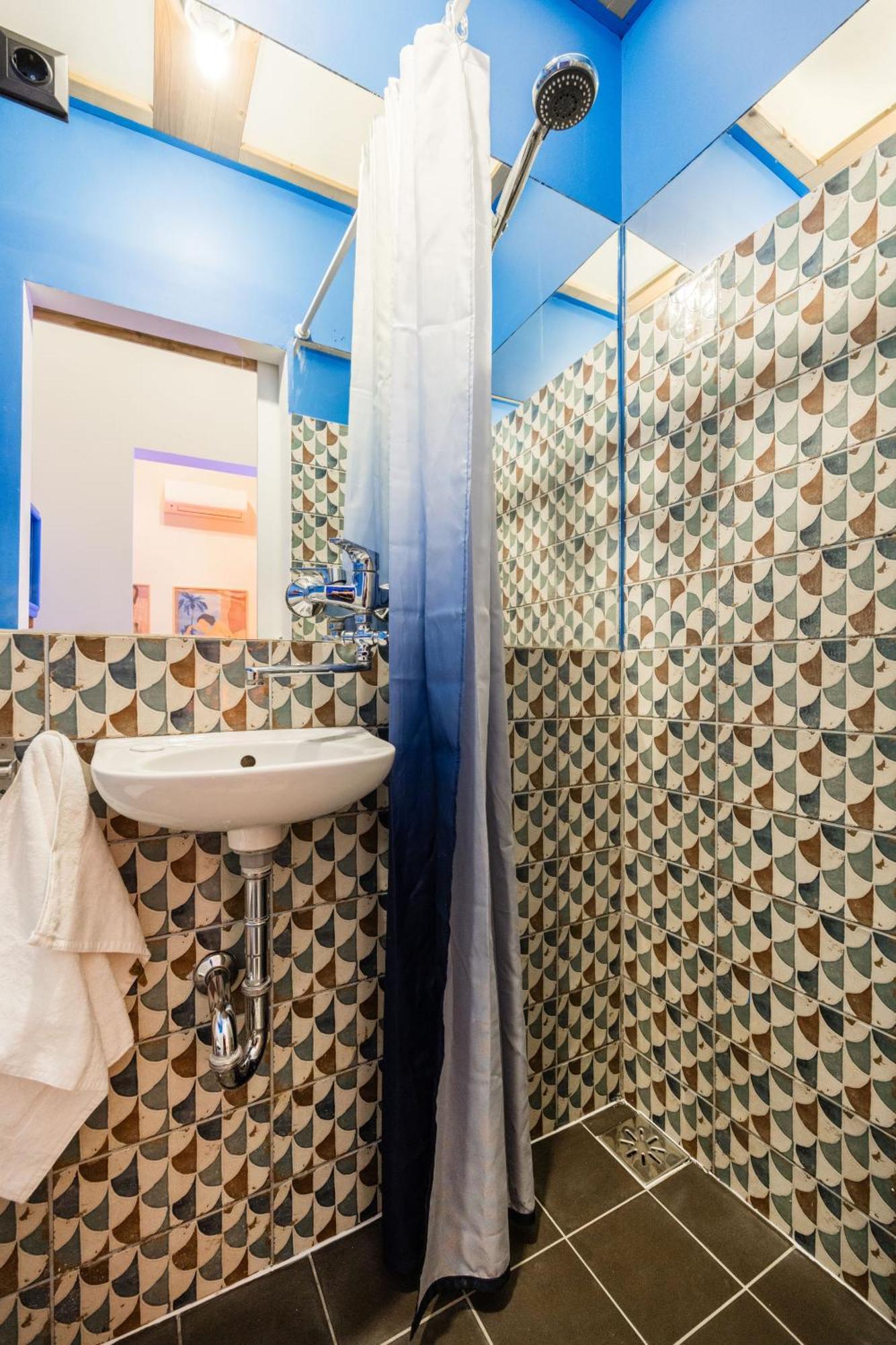 Apartament Spacious 5br Retreat For 16 By Dohany Synagogue & Fashion St *